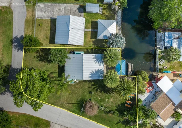 4th image of 5473 Darlene St, Weeki Wachee, FL 34607 | MLS# W7885572
