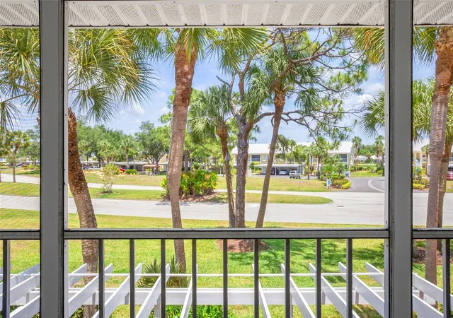 Photo 3 of Condo for sale at 436 Cerromar Ln #478, Venice, FL 34293 | MLS# C7525909 | Listing updated on 2026-09-01