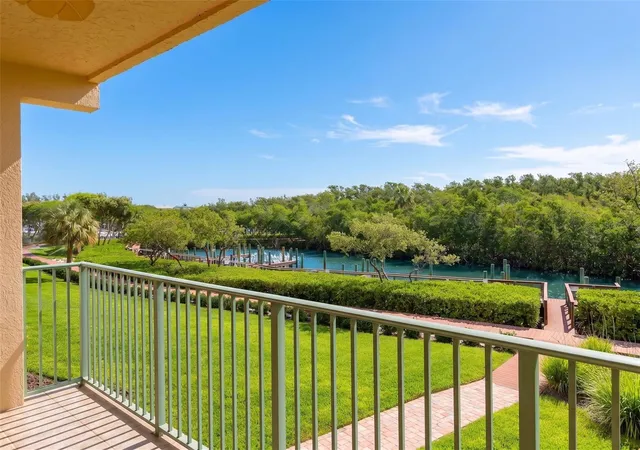 Listing Photo 2 - Condo for sale in building located at 1695 Pinellas Bayway S, St. Petersburg, FL 33715 - Unit #D1