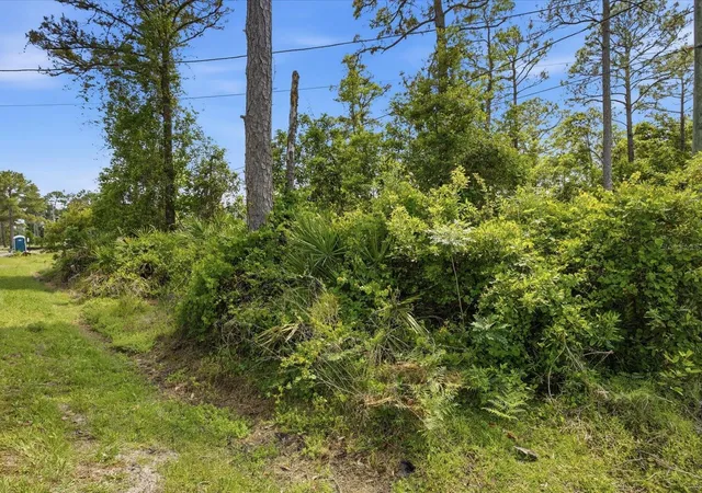 Photo 4 of Land for sale at 1340 East Pkwy, Deland, FL 32724 | MLS# O6405955 | Listing updated on 2026-09-29