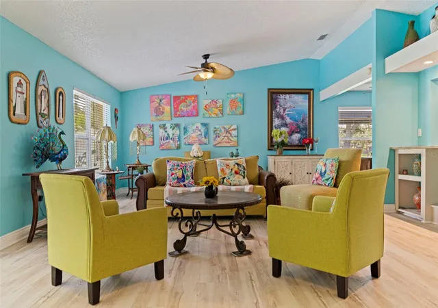 Photo 4 of Single family home for sale at 201 58th Avenue S, St Petersburg, FL 33705 | MLS# TB8506374 | Listing updated on 2026-10-24