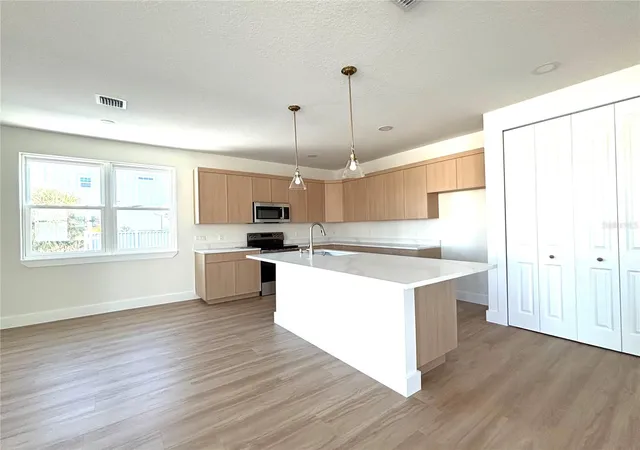 4th image of 711 Gulf Blvd, Indian Rocks Beach, FL 33785 | MLS# TB8506388
