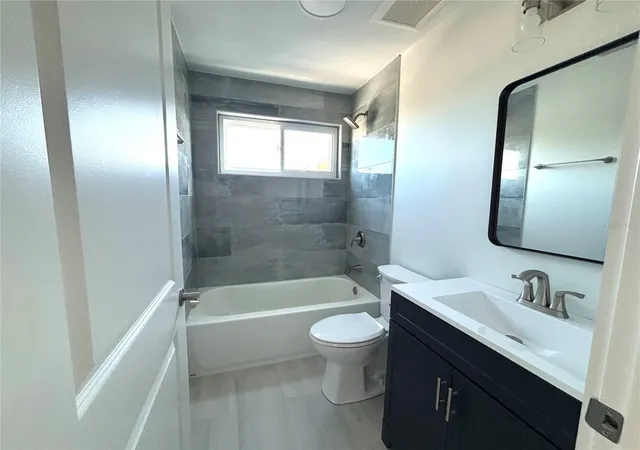 5th image of 711 Gulf Blvd, Indian Rocks Beach, FL 33785 | MLS# TB8506388