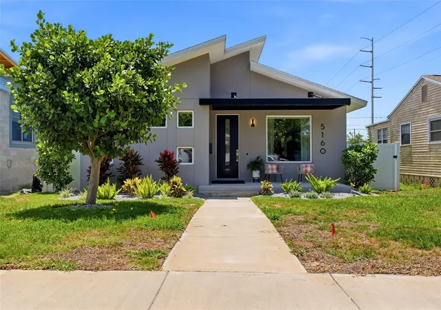 Photo 3 of Single family home for sale at 5160 Dartmouth Ave N, Saint Petersburg, FL 33710 | MLS# TB8506399 | Listing updated on 2026-09-29
