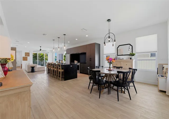 Photo 4 of Single family home for sale at 5160 Dartmouth Ave N, Saint Petersburg, FL 33710 | MLS# TB8506399 | Listing updated on 2026-09-29