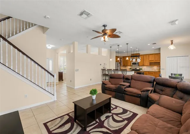 Photo 3 of Single family home for sale at 1573 Anna Catherine Dr, Orlando, FL 32828 | MLS# O6405979 | Listing updated on 2026-09-21