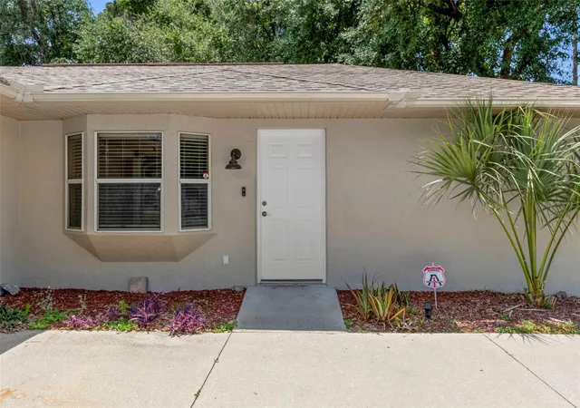 Photo 3 of Single family home for sale at 6236 W Pinedale Cir, Crystal River, FL 34429 | MLS# OM724324 | Listing updated on 2026-05-14