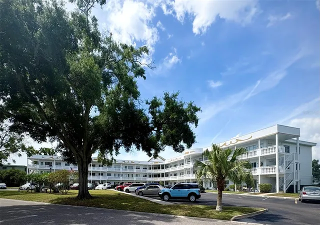 Homes for sale in Clearwater, FL | 2428 Columbia Dr #36, Clearwater, FL 33763 | MLS# TB8506424