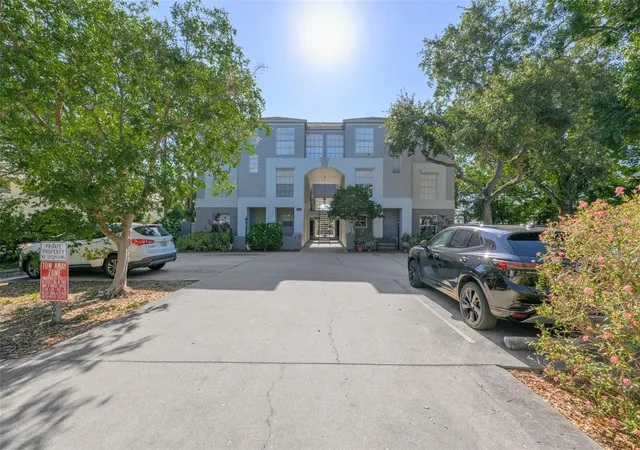 1st image of 606 S Glen Ave #10, Tampa, FL 33609 | MLS# TB8506425