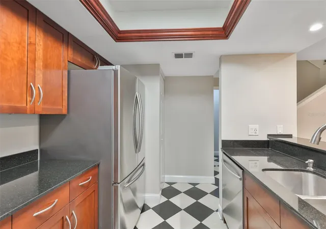 4th image of 606 S Glen Ave #10, Tampa, FL 33609 | MLS# TB8506425