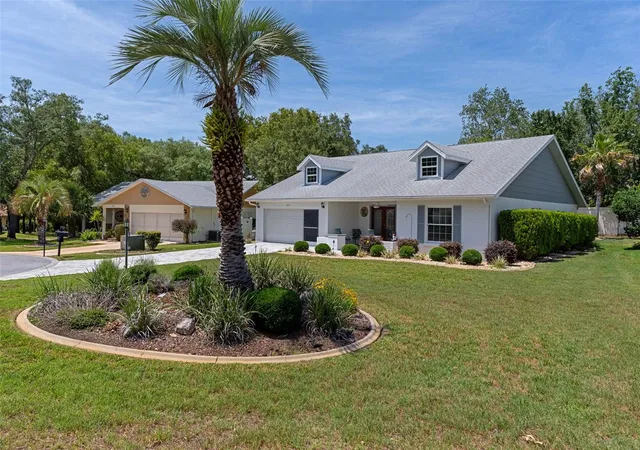 2nd image of 2643 Royal Ridge Dr, Spring Hill, FL 34606 | MLS# W7885579