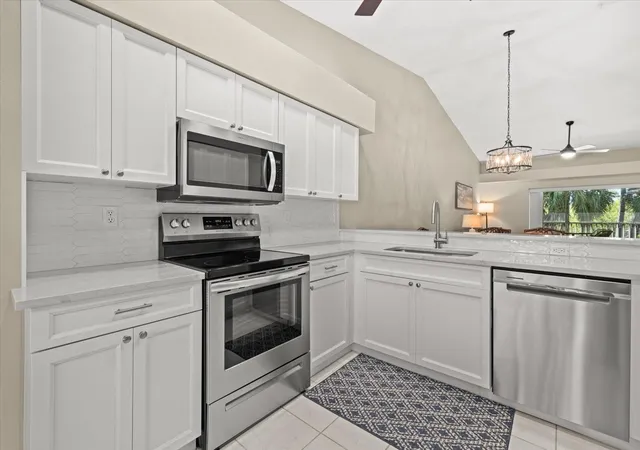 Photo 3 of Condo for sale at 9550 High Gate Dr #1525, Sarasota, FL 34238 | MLS# A4692951 | Listing updated on 2026-10-05