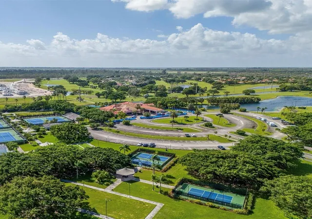 Photo 3 of Townhouse for sale at 1970 Se 23rd Terrace, Homestead, FL 33035 | MLS# S5149487 | Listing updated on 2026-06-04