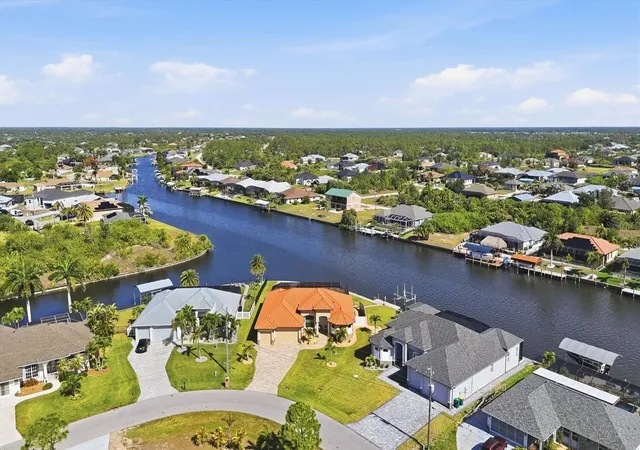 Photo 1 of Single family home for sale at 9266 Migue Cir, Port Charlotte, FL 33981 | MLS# A4692953 | Listing updated on 2026-07-08