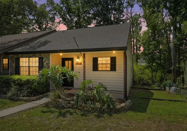 Photo 1 of Single family home for sale at 913 Candlebrook Ln, Brooksville, FL 34601 | MLS# TB8506475 | Listing updated on 2026-09-21