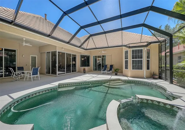 Photo 2 of Single family home for sale at 7507 Abbey Glen, Lakewood Ranch, FL 34202 | MLS# A4692958 | Listing updated on 2026-10-23