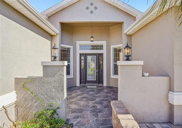 Photo 3 of Single family home for sale at 2013 Santo Domingo Dr, Lady Lake, FL 32159 | MLS# G5112078 | Listing updated on 2026-09-24