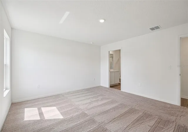 Photo 4 of Single family home for sale at 16984 SW 40 Circle, Ocala, FL 34473 | MLS# OM724339 | Listing updated on 2026-08-26