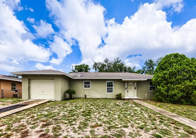 Photo 1 of Single family home for sale at 1252 Garret Ave, Spring Hill, FL 34606 | MLS# TB8506515 | Listing updated on 2026-09-11