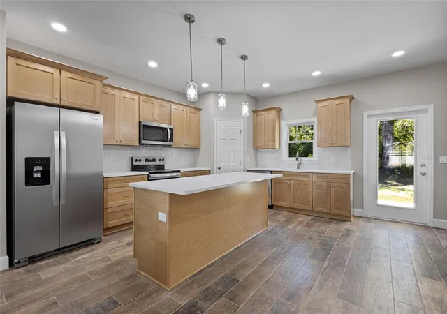 Photo 3 of Single family home for sale at 9100 Dorie Dr, Trenton, FL 32693 | MLS# GC540180 | Listing updated on 2026-09-13