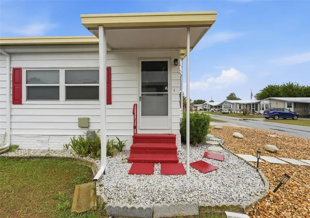 2nd image of 5027 Forest Crest Dr, Lakeland, FL 33810 | MLS# TB8506521