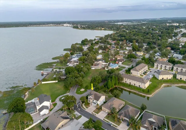 3rd image of 1389 Heritage Landings Dr, Lakeland, FL 33805 | MLS# TB8506522