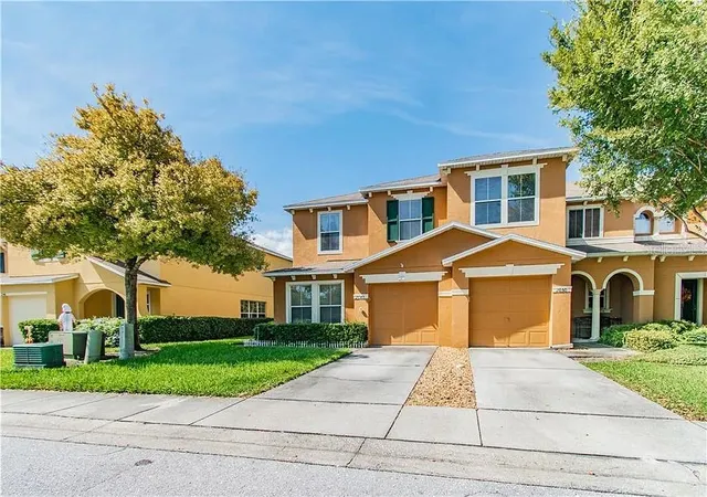 Photo 3 of Townhouse for sale at 2048 Sun Dl Dr, Clearwater, FL 33763 | MLS# TB8506531 | Listing updated on 2026-09-14