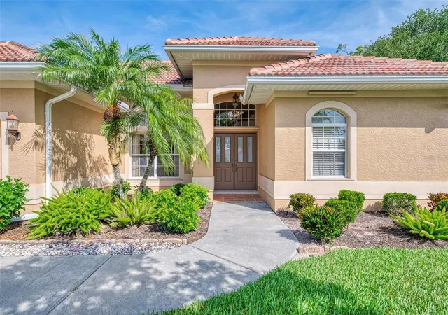 Photo 3 of Sale Pending at 763 Egret Walk Ln, Venice, FL 34292 | MLS# N6144257 | Listing updated on 2026-09-17