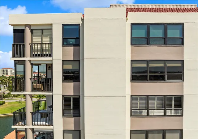 Photo 3 of Condo for sale at 6294 Bahia Del Mar Cir #904, Saint Petersburg, FL 33715 | MLS# TB8506544 | Listing updated on 2026-08-11