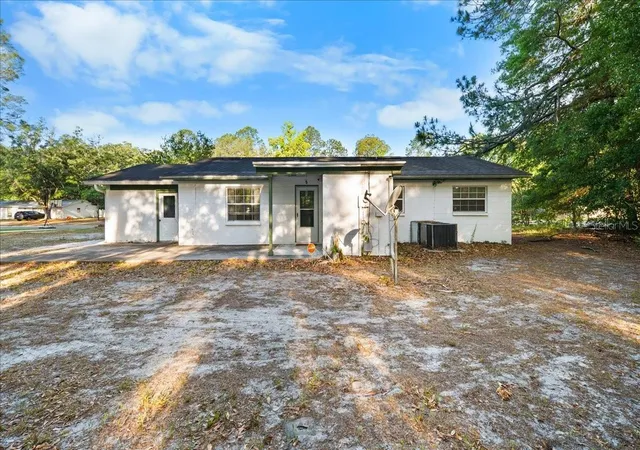Homes for sale in Gainesville, FL | 6205 Nw 26th Ter, Gainesville, FL 32653 | MLS# GC540182