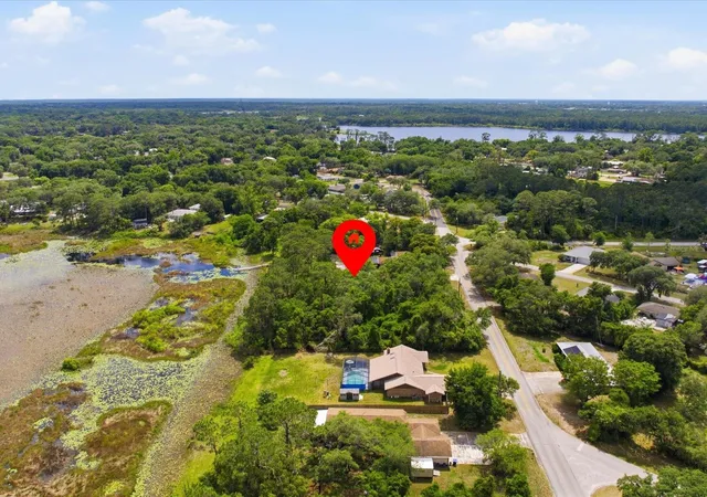 4th image of W Lake Dr, Deland, FL 32724 | MLS# O6406132
