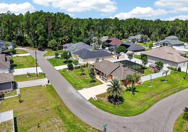 Homes for sale in Palm Coast, FL | 2 Seoane Ct, Palm Coast, FL 32164 | MLS# FC318405
