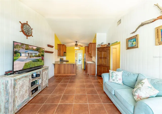 Photo 3 of Single family home for sale at 316 Alba St E, Venice, FL 34285 | MLS# R4911237 | Listing updated on 2026-08-31