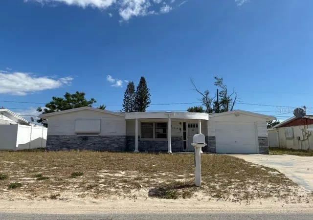 Homes for sale in Holiday, FL | 4816 Panorama Avenue, Holiday, FL 34690 | MLS# O6406138