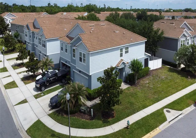 Photo 2 of Townhouse for sale at 9118 Shepton St, Orlando, FL 32825 | MLS# G5112095 | Listing updated on 2026-08-08