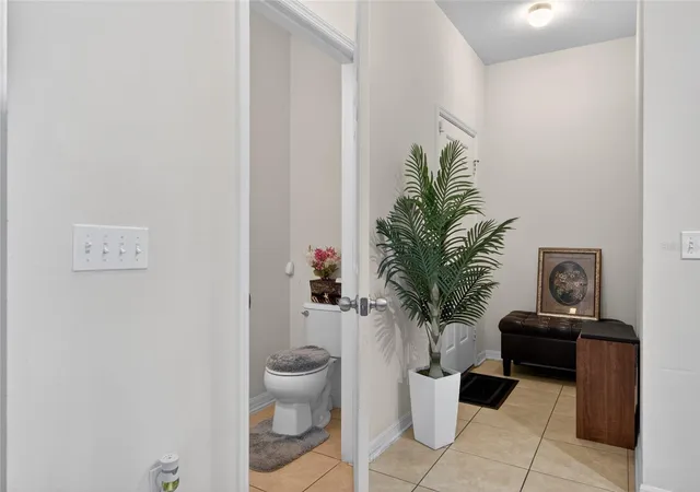 Photo 3 of Townhouse for sale at 9118 Shepton St, Orlando, FL 32825 | MLS# G5112095 | Listing updated on 2026-08-08