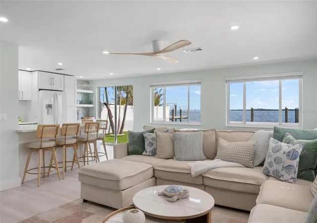 Photo 3 of Single family home for sale at 118 9th Street N, Bradenton Beach, FL 34217 | MLS# A4692977 | Listing updated on 2026-09-28