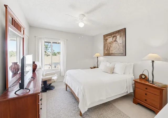 5th image of 3853 S Lake Dr, Tampa, FL 33614