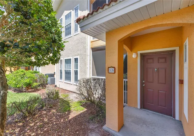 Photo 3 of Condo for sale at 12111 Poppy Fld Ln #109, Orlando, FL 32837 | MLS# O6406164 | Listing updated on 2026-07-30