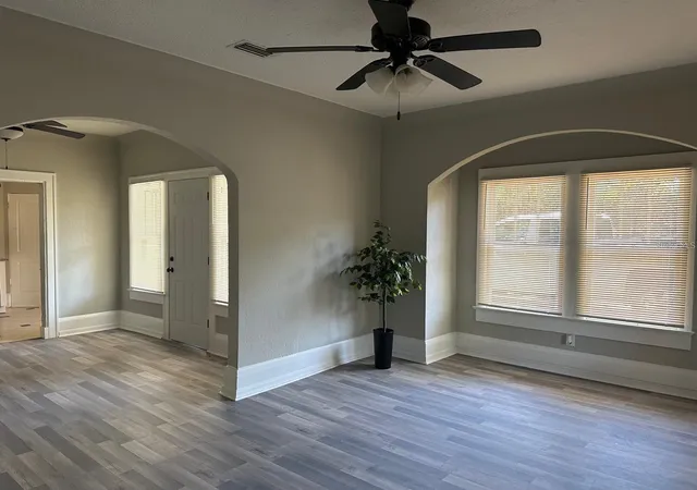 Photo 3 of Single family home for sale at 221 N Julia Ave, Deland, FL 32720 | MLS# O6406165 | Listing updated on 2026-07-10