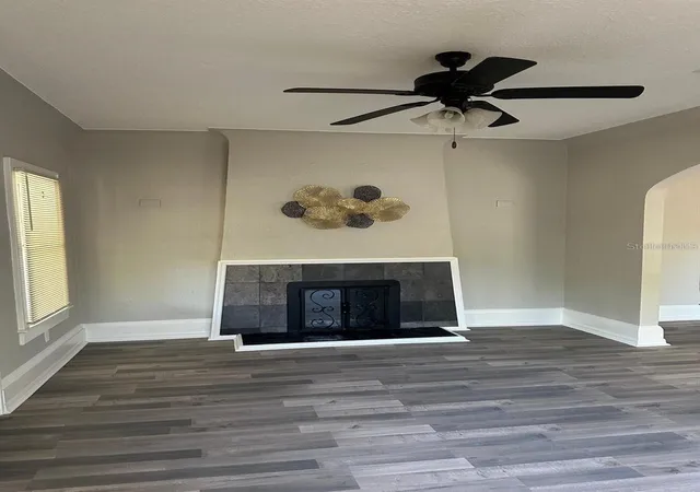 Photo 4 of Single family home for sale at 221 N Julia Ave, Deland, FL 32720 | MLS# O6406165 | Listing updated on 2026-07-10