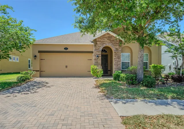 1st image of 1667 Nature View Dr, Lutz, FL 33558 | MLS# TB8506591
