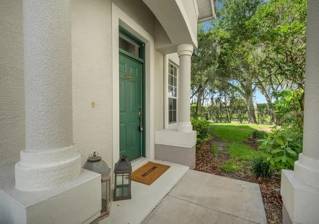 Homes for sale in Lakeland, FL | 684 Grasslands Village Cir, Lakeland, FL 33803 | MLS# L4961751