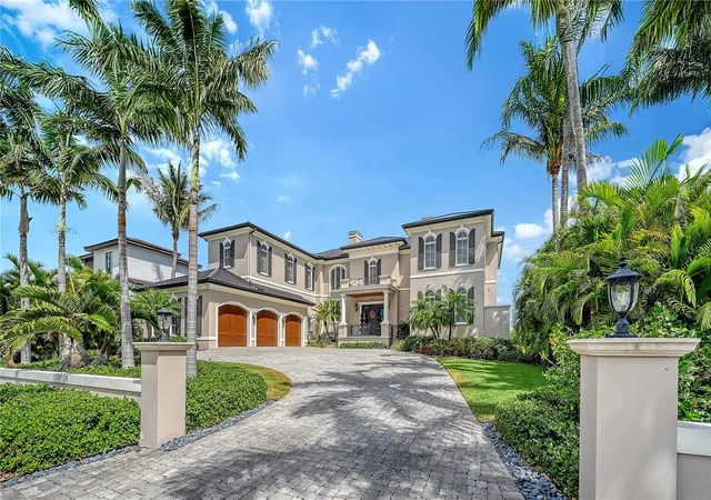2nd image of 667 Mourning Dove Dr, Sarasota, FL 34236 | MLS# A4692992