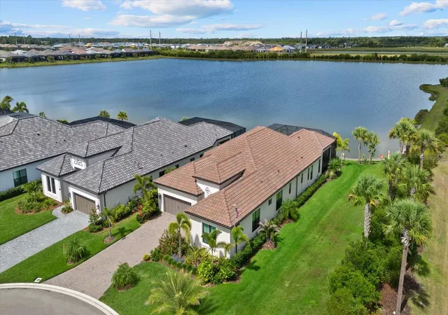 2nd image of 556 Bocelli Dr, Nokomis, FL 34275 | MLS# A4692995