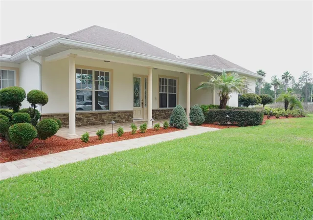 3rd image of 6402 Barcellona Rd, Land O Lakes, FL 34637 | MLS# W7885606