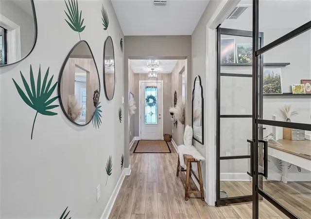 3rd image of 711 Pintail Cvs, Bradenton, FL 34212 | MLS# A4693004