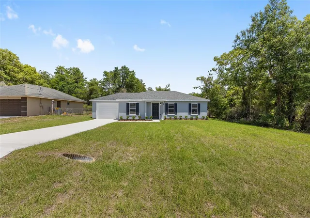 Photo 3 of Single family home for sale at 29 Olive Cir, Ocala, FL 34472 | MLS# OM724376 | Listing updated on 2026-09-18