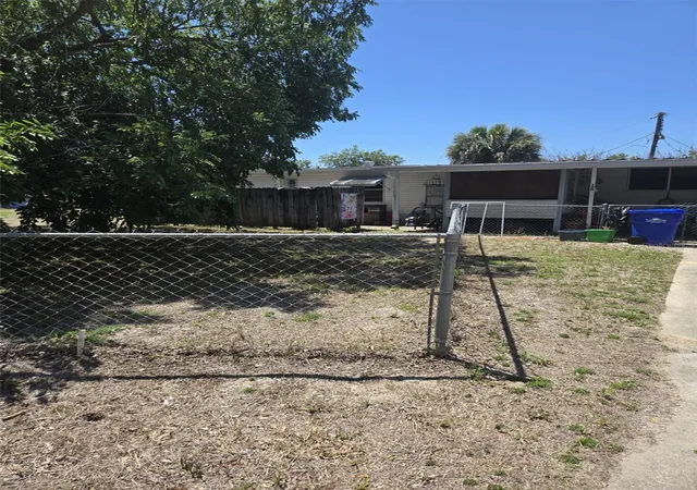 Homes for sale in Oak Hill, FL | 120 West Loop, Oak Hill, FL 32759 | MLS# NS1088169