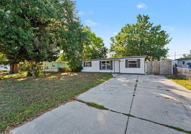3rd image of 8036 Rose Ter, Seminole, FL 33777 | MLS# TB8506664